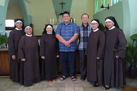 Capítulo electivo de las monjas carmelitas en Batu
