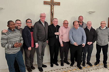 El Secretario de Estado del Vaticano visitó la Curia