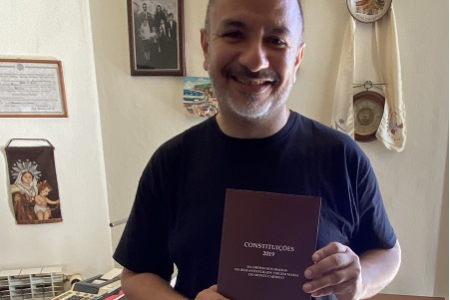 Las Constituciones de 2019 disponibles en portugués