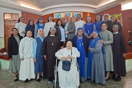 Monjas celebran el Día de la Vida Consagrada en Perú